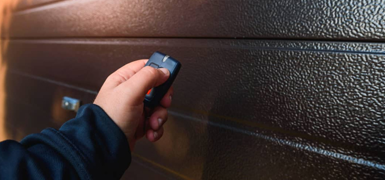 automatic door opener with remote control in Muskoka