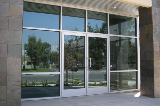 Muskoka-commercial-door-repair