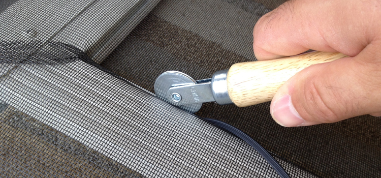 metal screen door repair in Muskoka