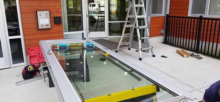 storefront door glass replacement Muskoka